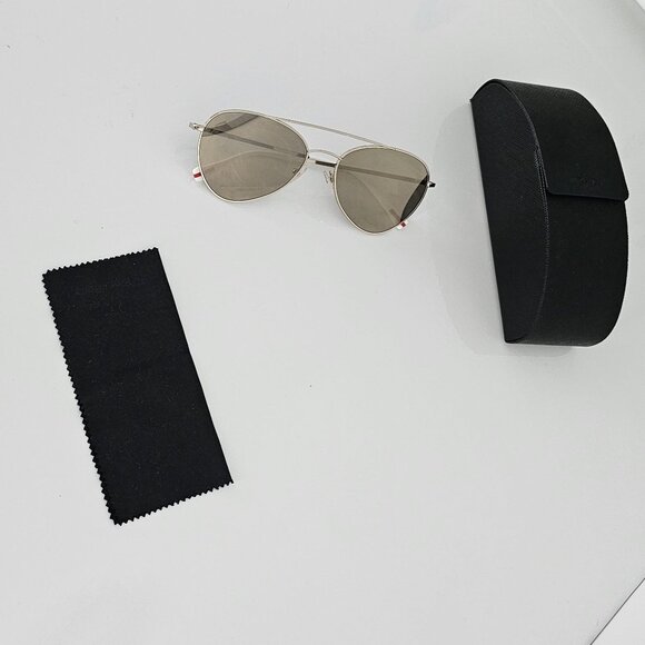PRADA SUNGLASSES! Like new! - Picture 11 of 12